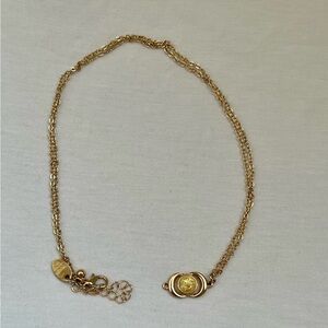 Elegant Gold Necklace